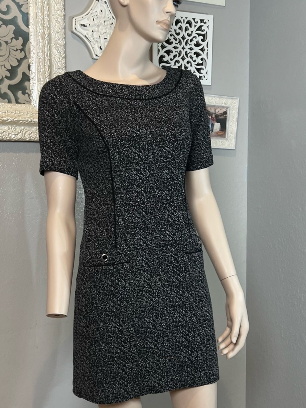 Women's Black Tweed Short-Sleeve Sheath Dress